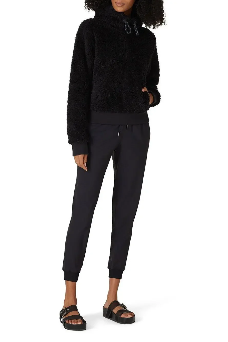 Lululemon On the Fly Jogger Black Size 8 Stretch Travel Athletic Pants